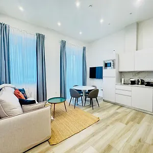 Apartamento Qe, Cádis